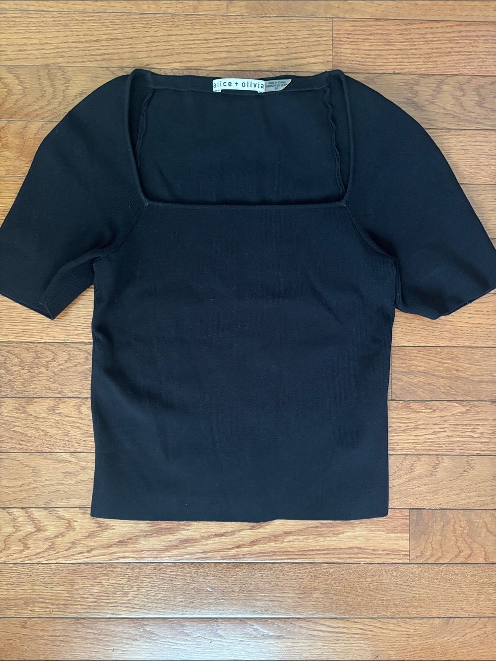 Alice + Olivia Black Square Neck Short Sleeve Crop Top